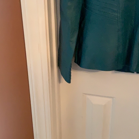 Shape Fx Leather Teal Blazer Jacket  Front Zipper. Design on Front, Sleeves - Picture 10 of 11